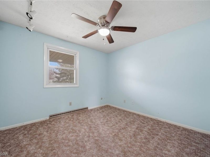3770 Dotwood Street NW, North Canton, OH 44720 Photo 15