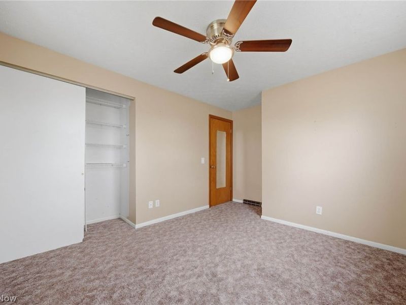 3770 Dotwood Street NW, North Canton, OH 44720 Photo 17