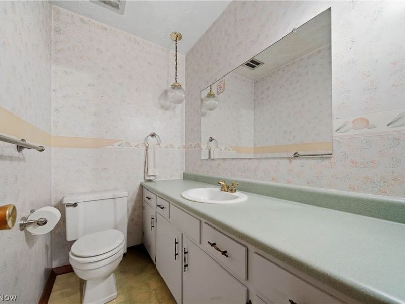 3770 Dotwood Street NW, North Canton, OH 44720 Photo 36