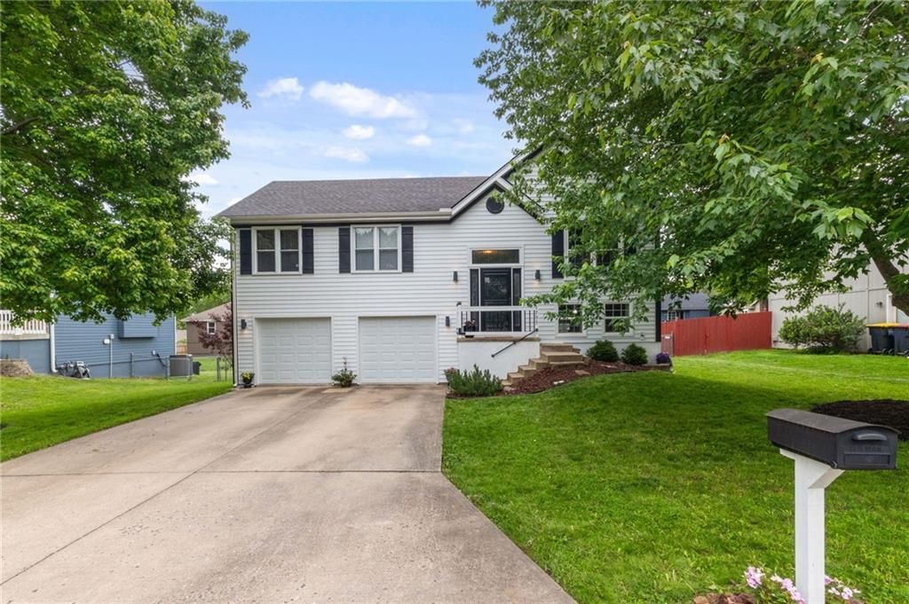 1709 Park Lane, Kearney, MO 64060 Main Photo