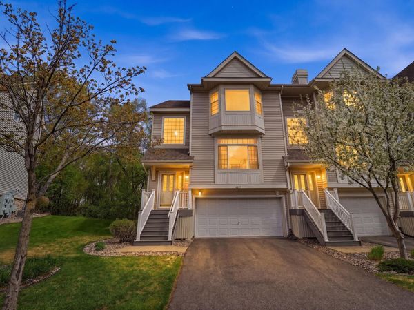 8852 Brunell Way , Inver Grove Heights, MN 55076
