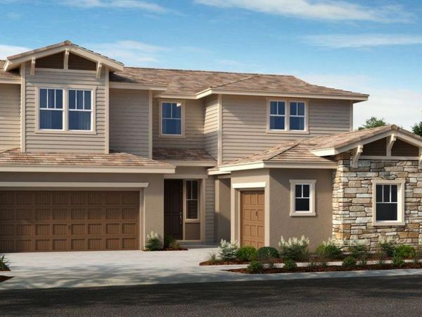 10284 Golden Sunray Dr, Elk Grove, CA 95757