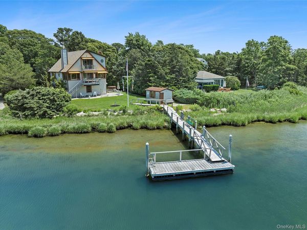 100 Crescent Street, Sag Harbor, NY 11963