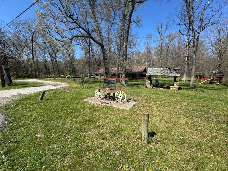 2456 St Rt 131, Stonelick Twp, OH 45122 Photo 2