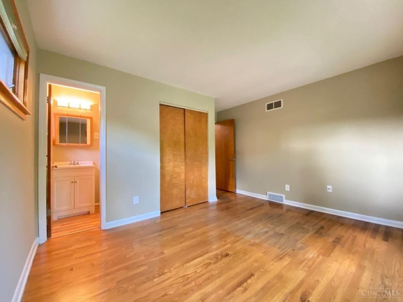 4085 Mefford Lane, Sharonville, OH 45241 Photo 19