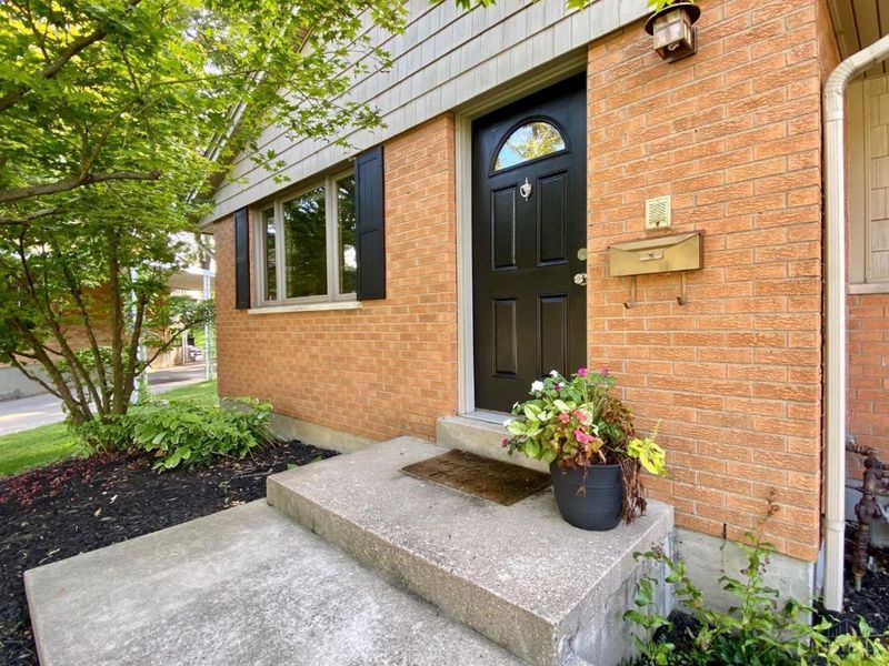 4085 Mefford Lane, Sharonville, OH 45241 Photo 2