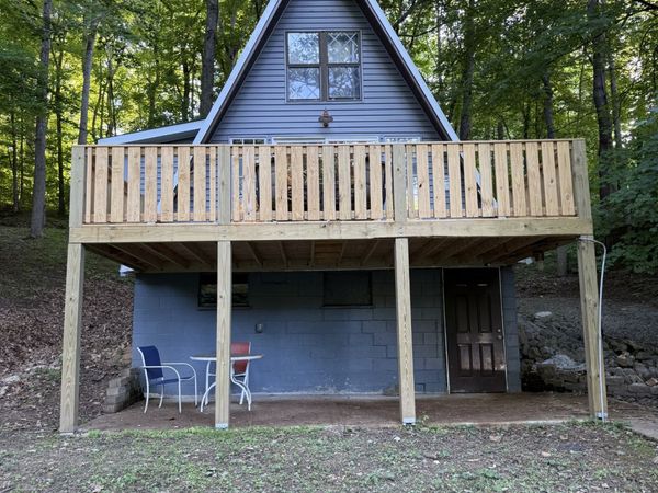 111 Lakeshore Dr , Dover, TN 37058