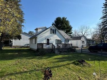 305 E Rolfe, Perry, MI 48872