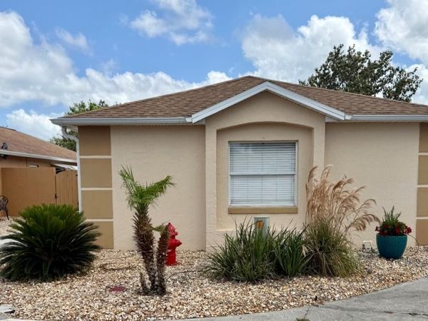 1140 BERNARDO BOULEVARD , LADY LAKE, FL 32159