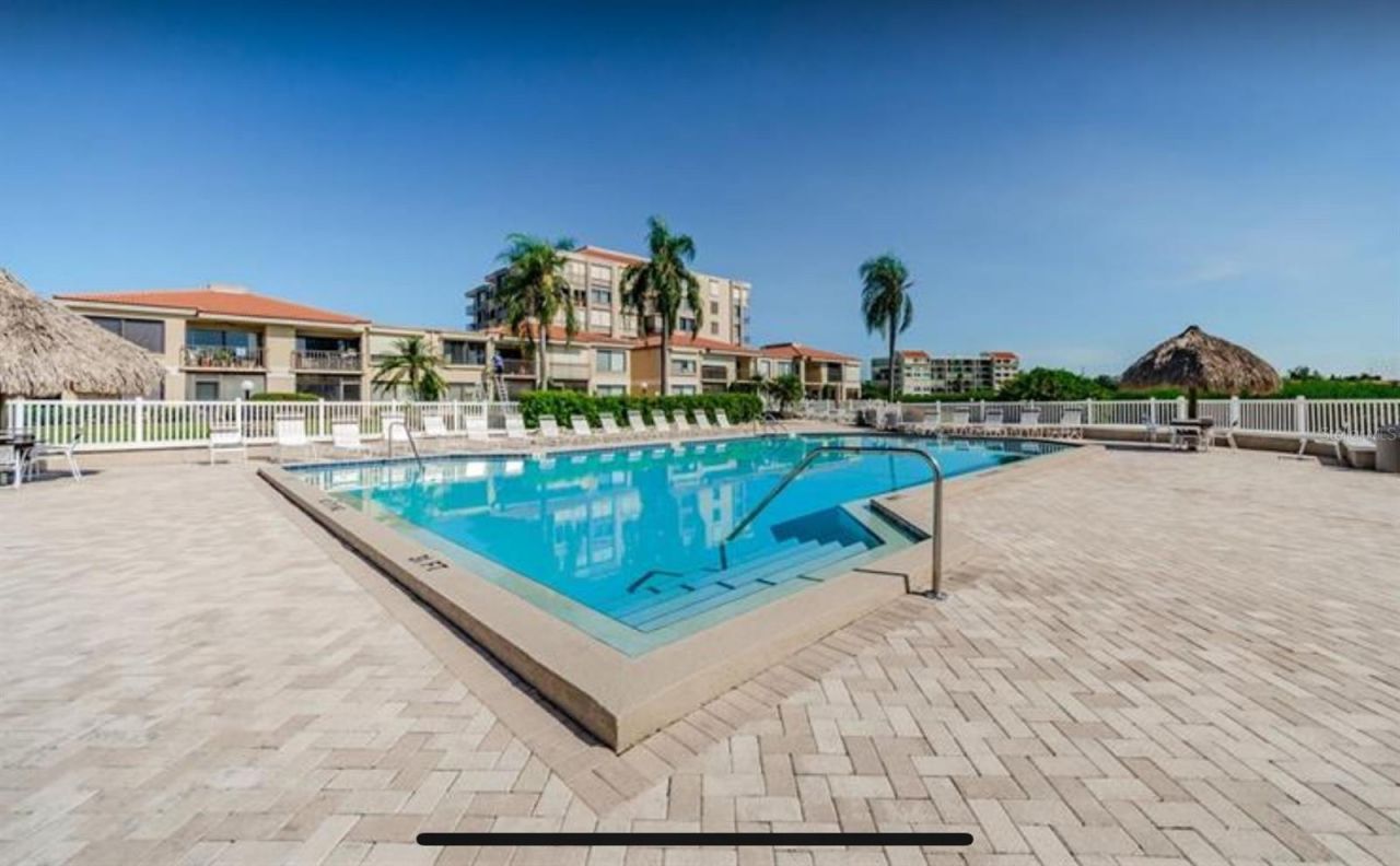 6104 Palma Del Mar Boulevard S, Unit 605, Saint Petersburg, FL 33715 Photo