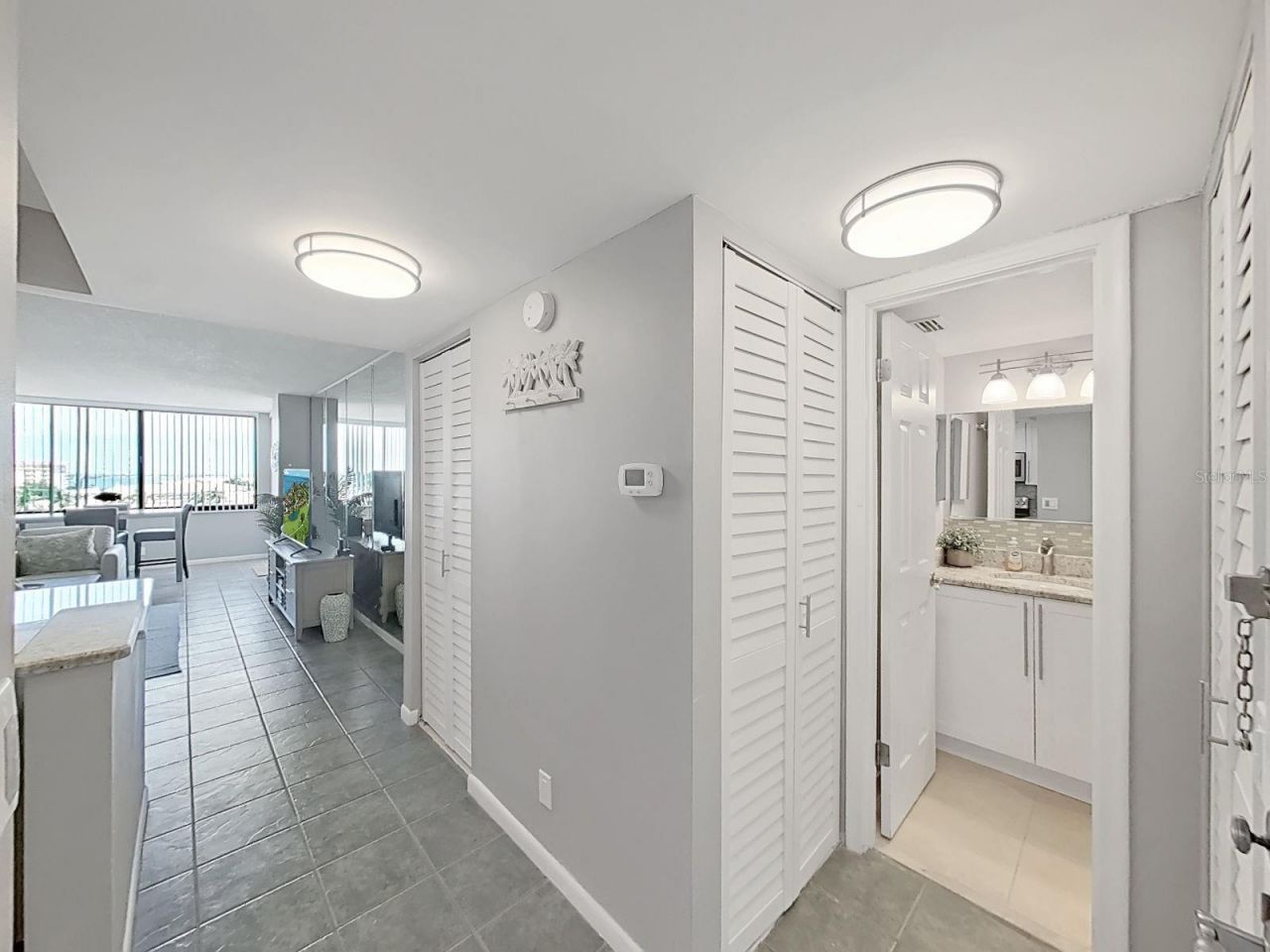 6104 Palma Del Mar Boulevard S, Unit 605, Saint Petersburg, FL 33715 Photo