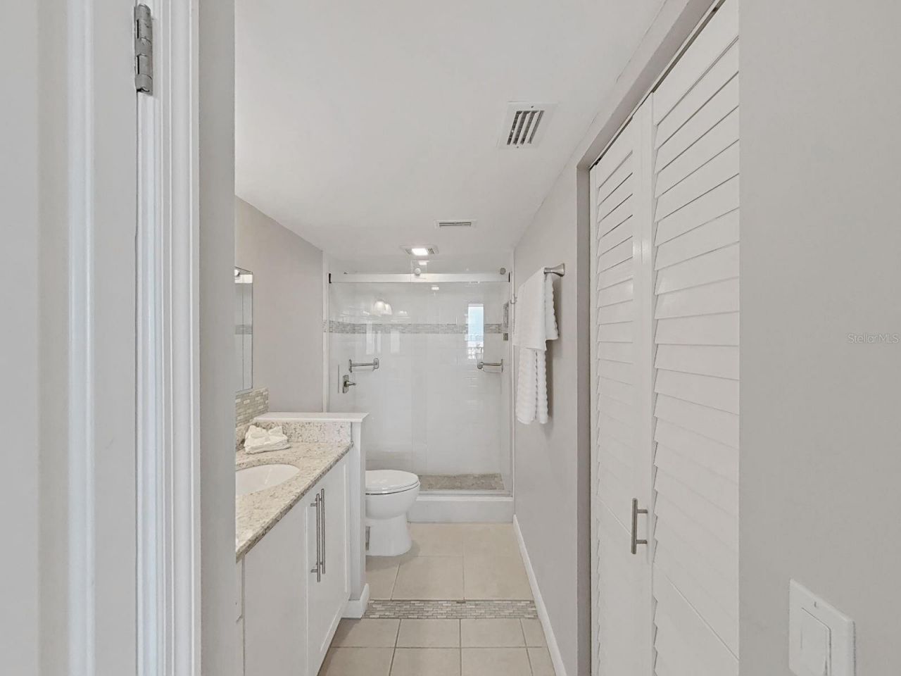 6104 Palma Del Mar Boulevard S, Unit 605, Saint Petersburg, FL 33715 Photo