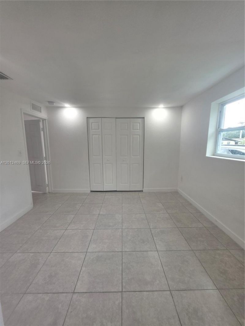 1861 NW 112th St, Miami, FL 33167 Photo