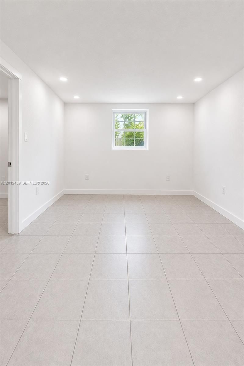 1861 NW 112th St, Miami, FL 33167 Photo