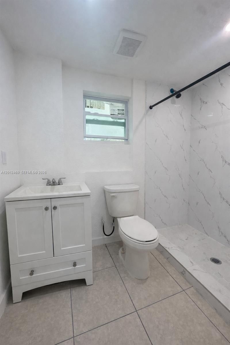 1861 NW 112th St, Miami, FL 33167 Photo