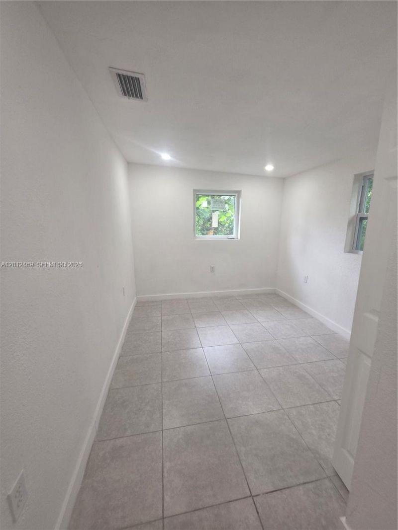 1861 NW 112th St, Miami, FL 33167 Photo