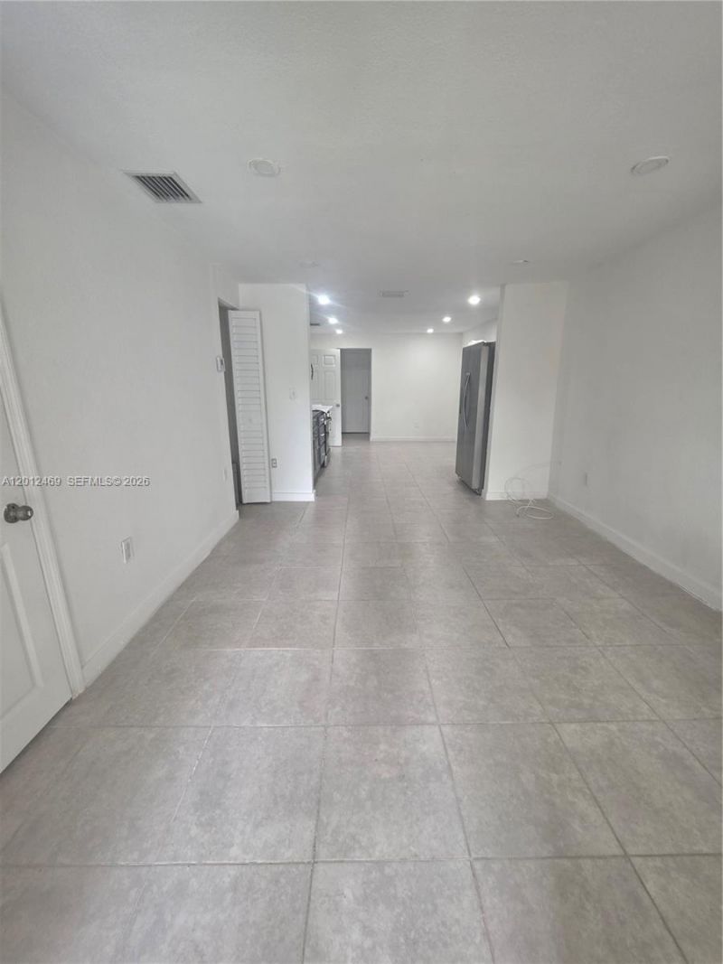 1861 NW 112th St, Miami, FL 33167 Photo