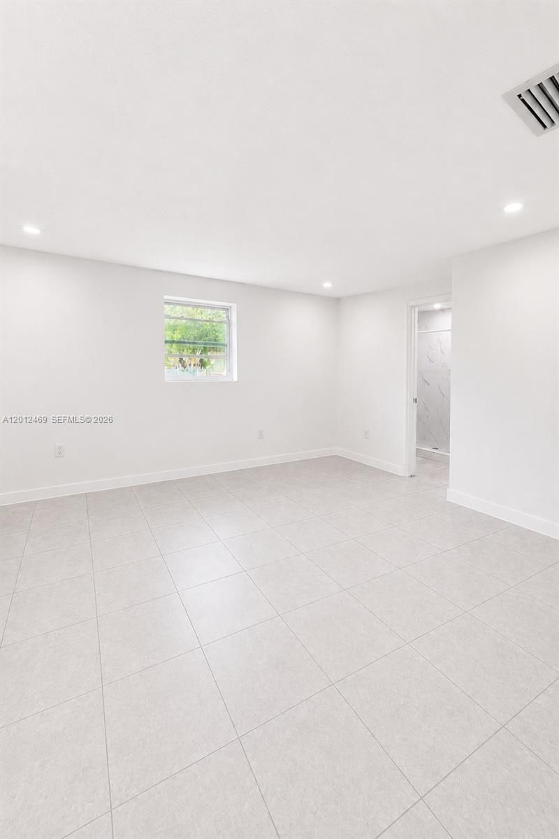 1861 NW 112th St, Miami, FL 33167 Photo