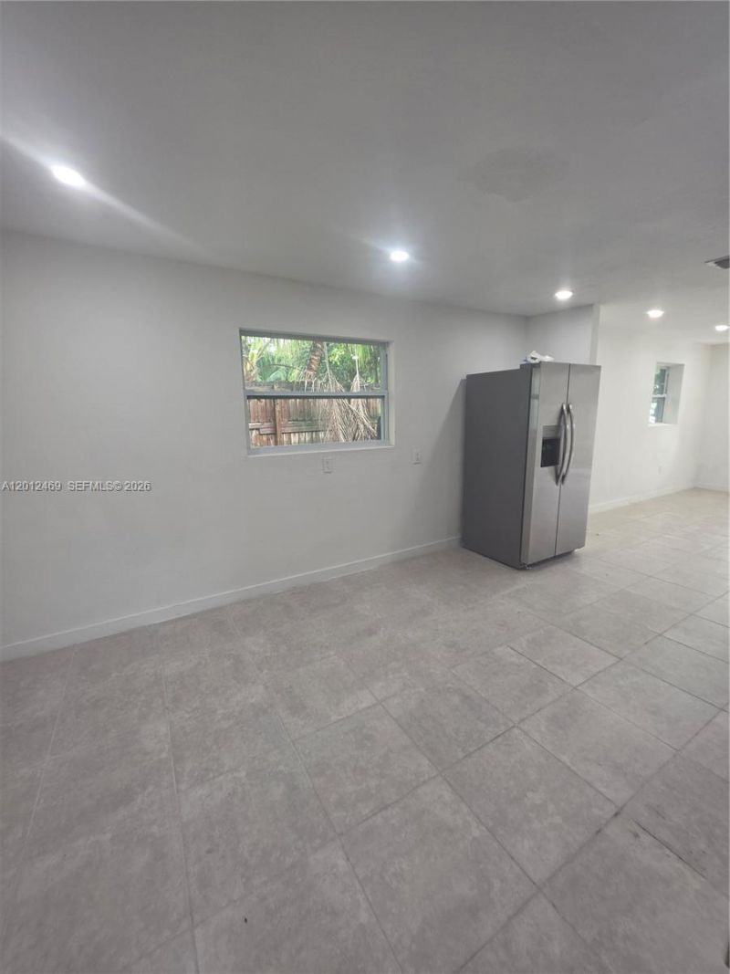 1861 NW 112th St, Miami, FL 33167 Photo