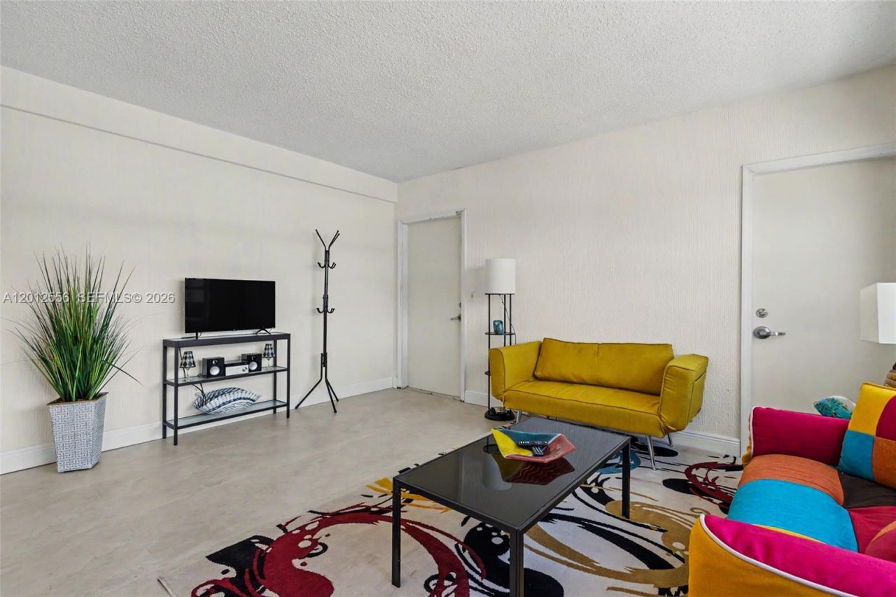 1801 S Surf Rd , Unit 4A, Hollywood, FL 33019 Photo