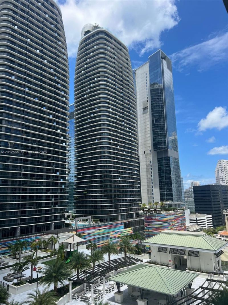 999 SW 1st Ave, Unit 1601, Miami, FL 33130 Photo