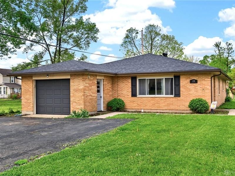 19 Gloria Avenue, New Lebanon, OH 45345 Photo 2