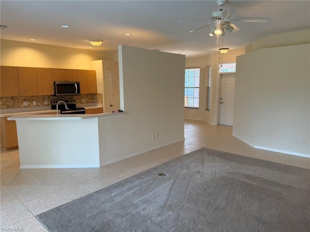7899 Sandel Wood Cir W, Fort Myers, FL 33908 Photo