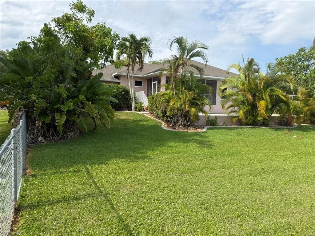 7899 Sandel Wood Cir W, Fort Myers, FL 33908 Photo