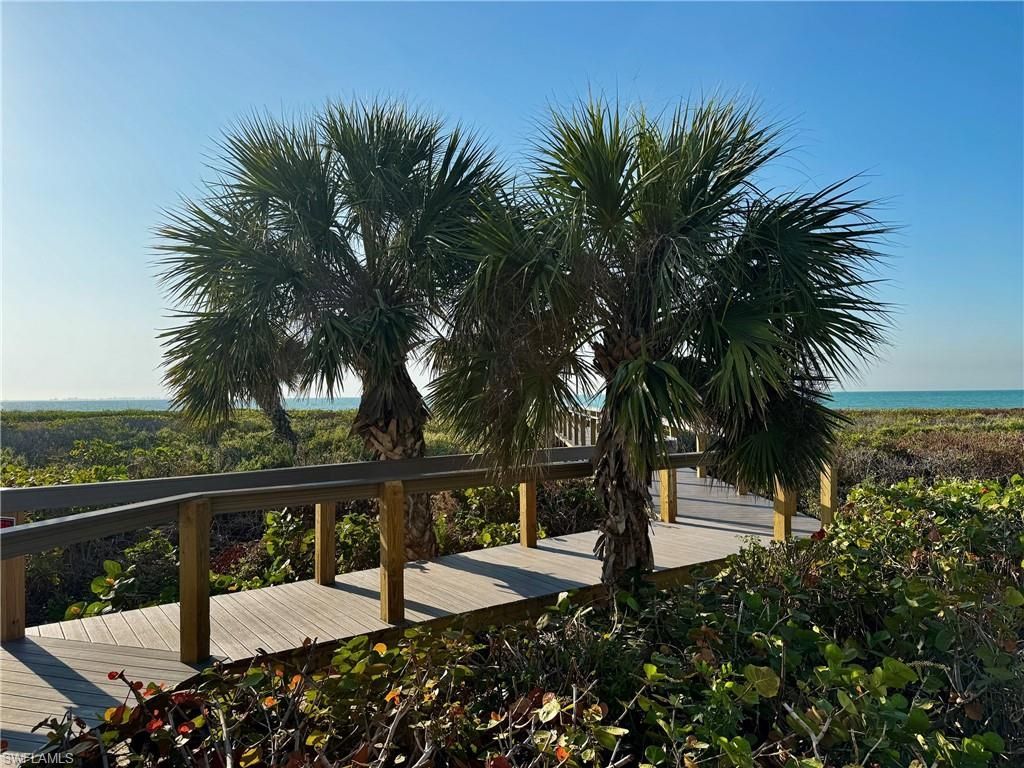805 E Gulf Dr, Unit B4, Sanibel, FL 33957 Photo
