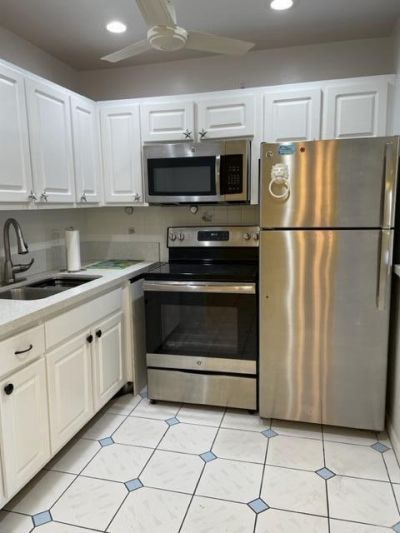 2960 Lake Osborne Drive, Unit 107, Lake Worth Beach, FL 33461 Photo