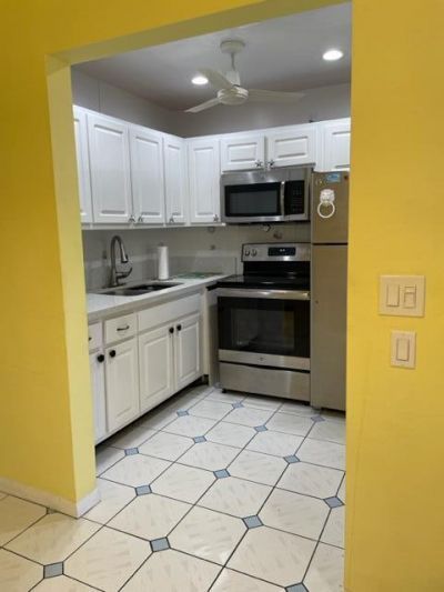 2960 Lake Osborne Drive, Unit 107, Lake Worth Beach, FL 33461 Photo