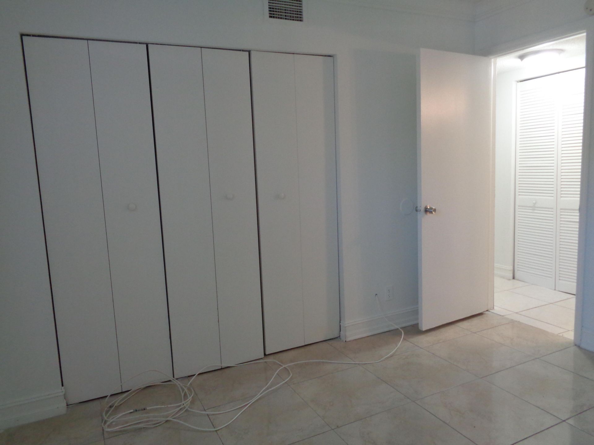 2008 Jackson Street, Unit E9, Hollywood, FL 33020 Photo