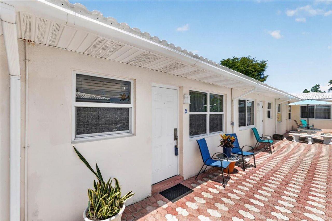 1016 N 16th Avenue, Unit 3, Hollywood, FL 33020 Photo