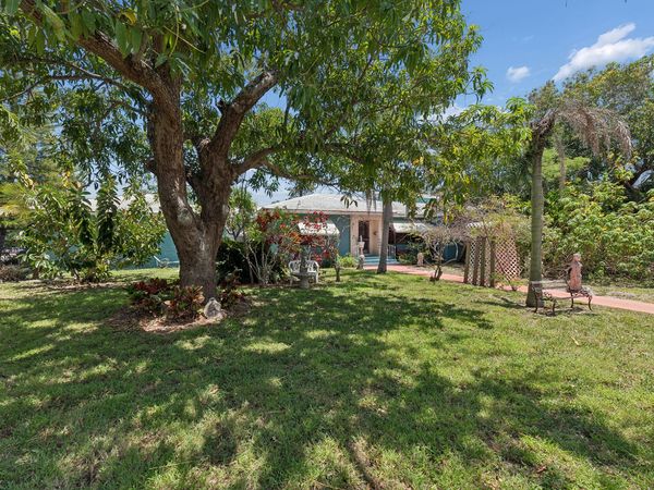 502 S Palmway, Lake Worth Beach, FL 33460