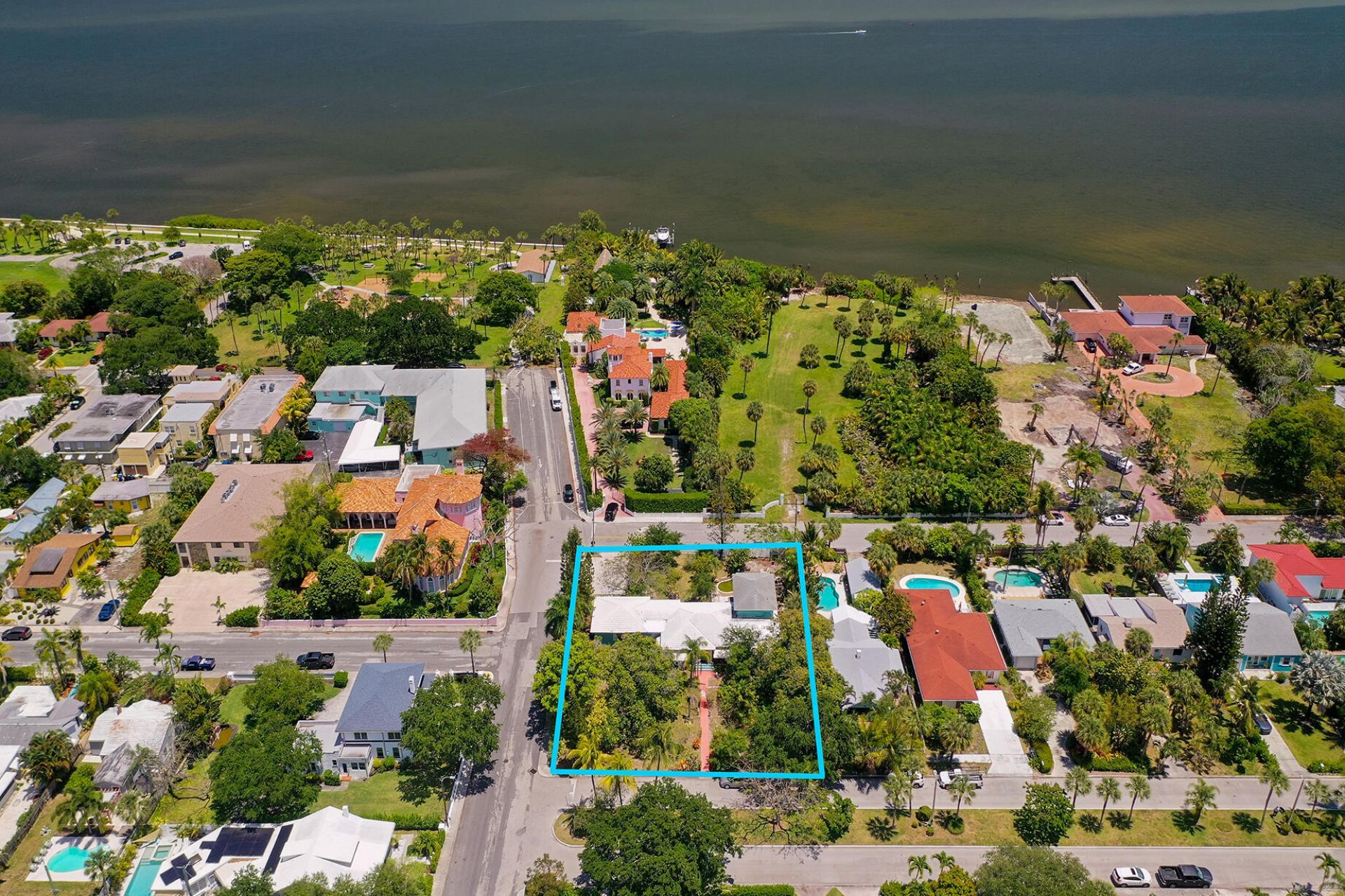 502 S Palmway, Lake Worth Beach, FL 33460 Photo