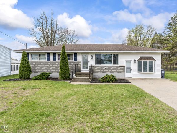 1041 St Jude Drive, Schenectady, NY 12303
