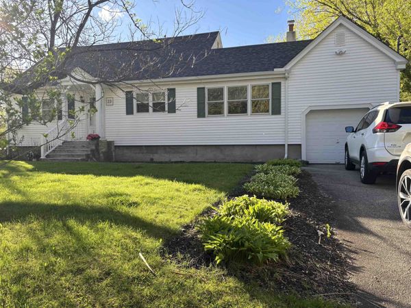 23 Jericho Road, Pelham, NH 03076