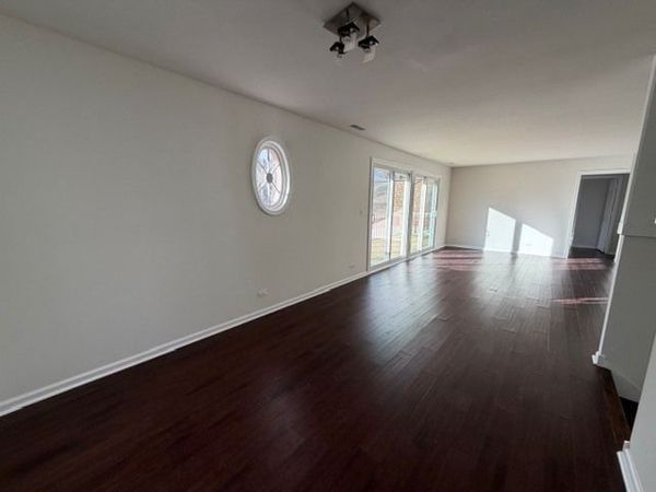 745 Regina Court, Unit 745, Woodstock, IL 60098