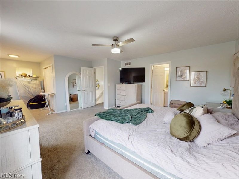 8801 Clark Avenue, Cleveland, OH 44102 Photo 22