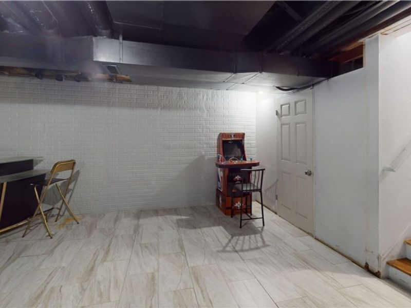 8801 Clark Avenue, Cleveland, OH 44102 Photo 34