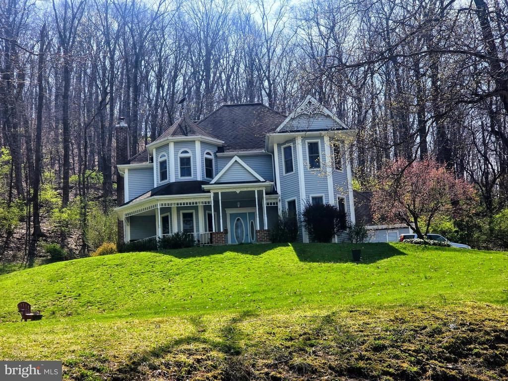 547 SEIDELS RUN, LEESPORT, PA 19533