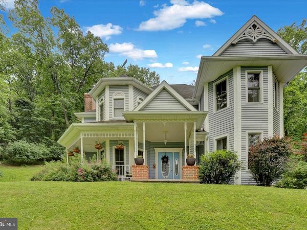 547 SEIDELS RUN, LEESPORT, PA 19533