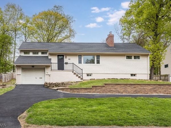 62 Elmwood Ter, Wayne, NJ 07470