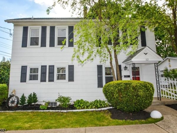 12 Church St, Wharton, NJ 07885