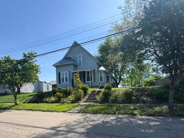 112 N Walnut Street , Mount Gilead, OH 43338