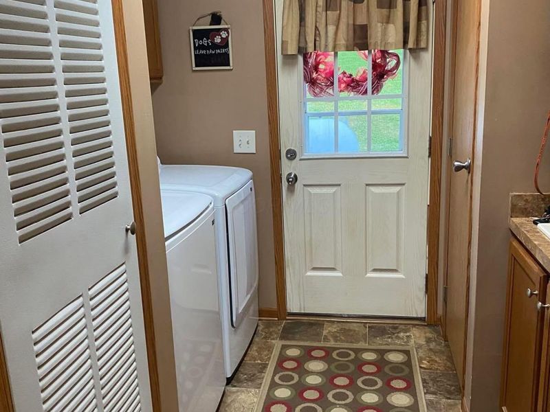 11271 Hamby Hill Road, Frazeysburg, OH 43822 Photo 6
