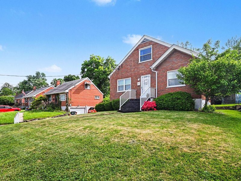 411 Swan Circle, Elsmere, KY 41018 Photo 2