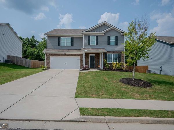6827 Chataran Drive, Lithia Springs, GA 30122