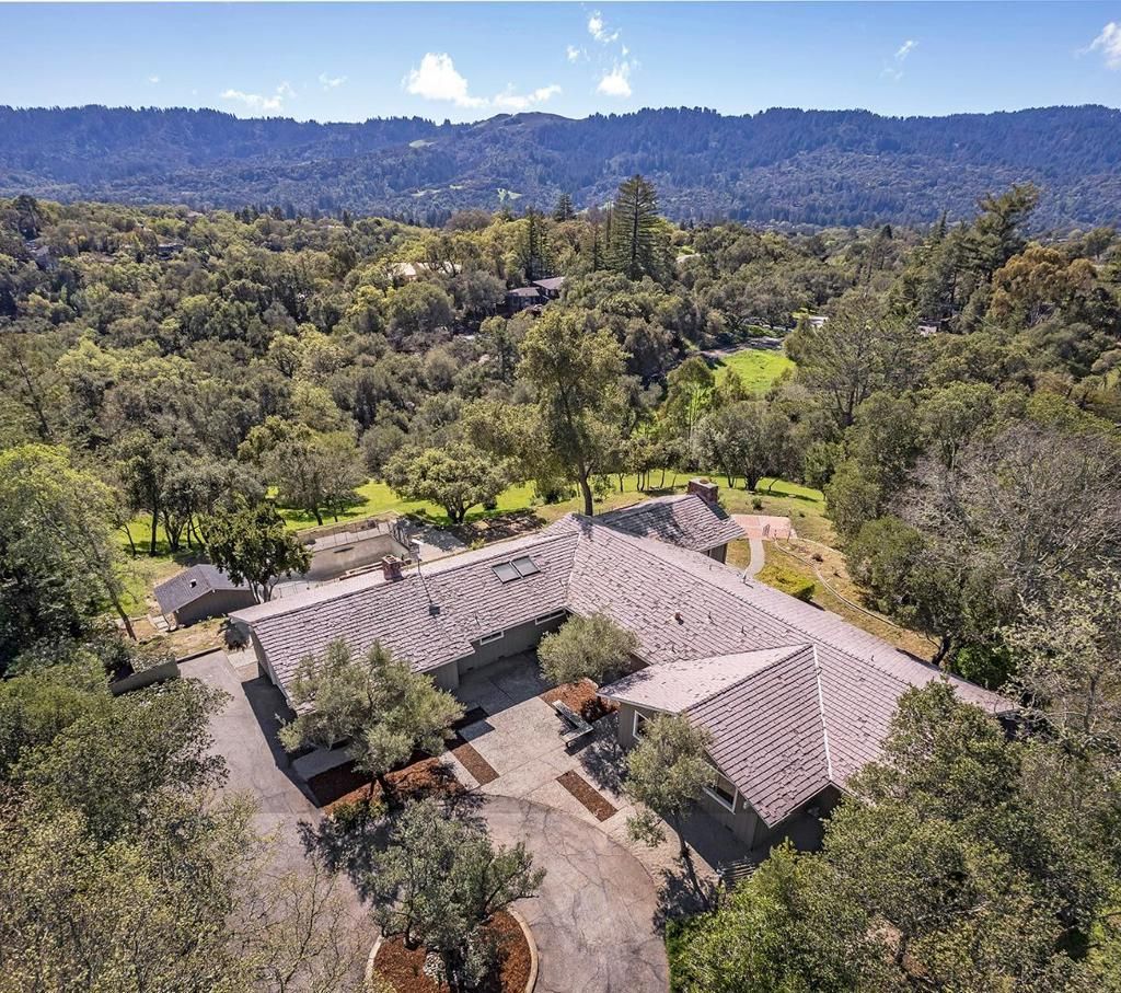 747 Westridge Drive, Portola Valley, CA 94028 Main Photo
