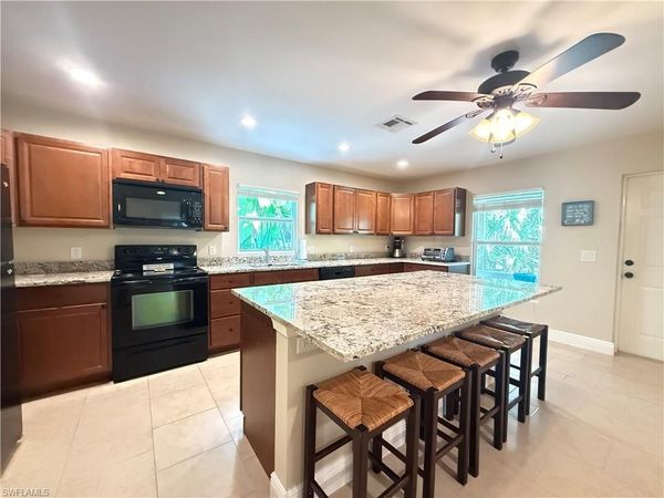 6140 Standing Oaks , NAPLES, FL 34119